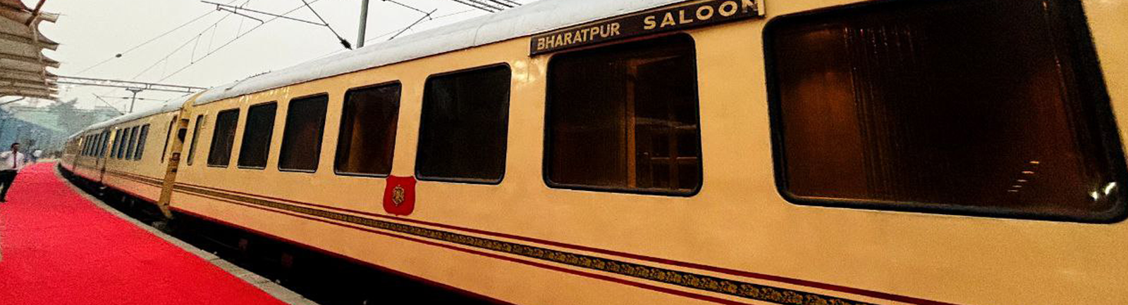 palace on wheels train